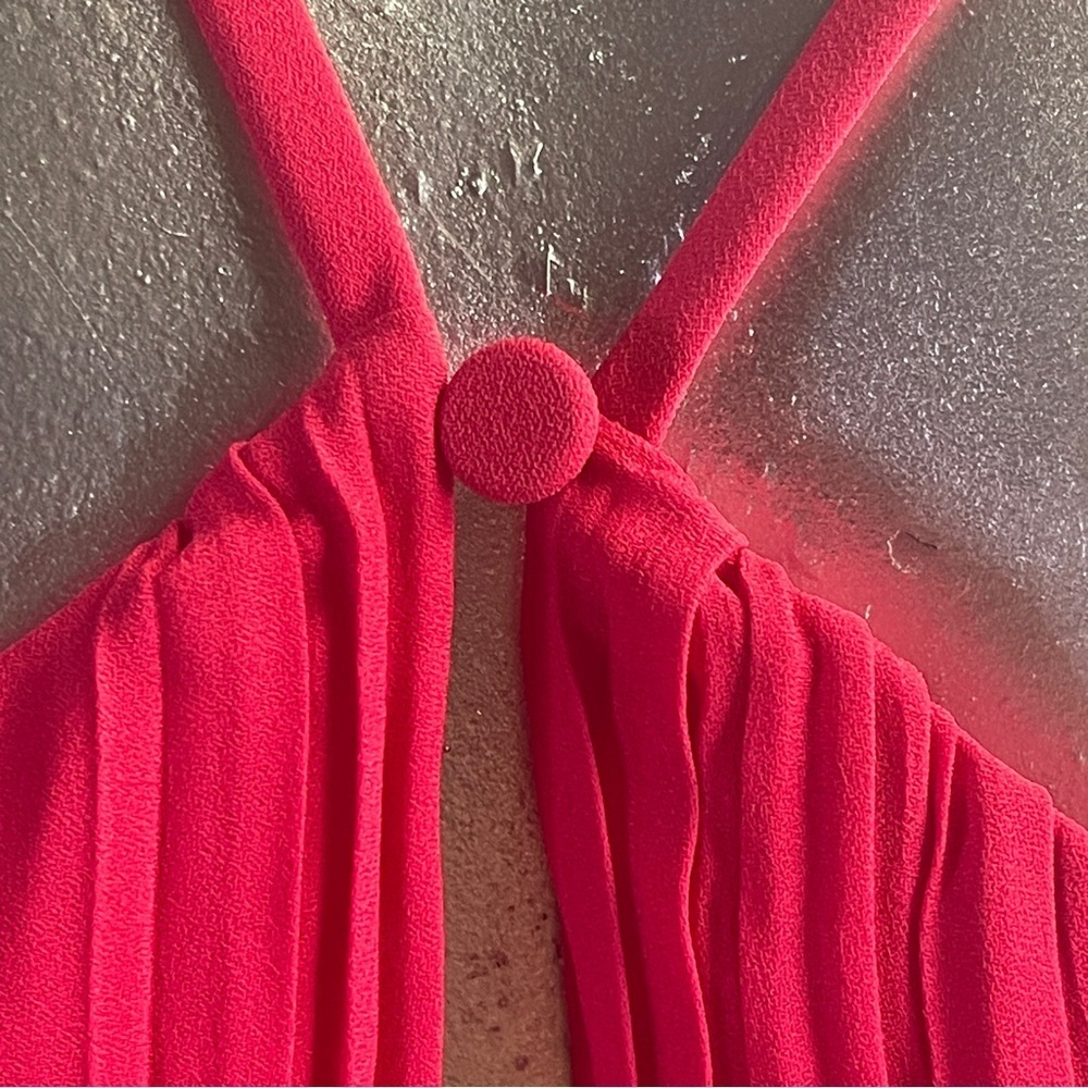Halston Heritage size 2 Elegant crimson Halter Dress - Mint - Picture 4 of 5